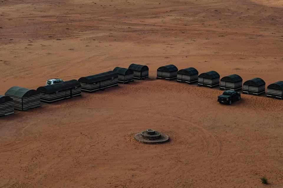 מלון וואדי רם Bedouin Adventure & Tours מראה חיצוני תמונה